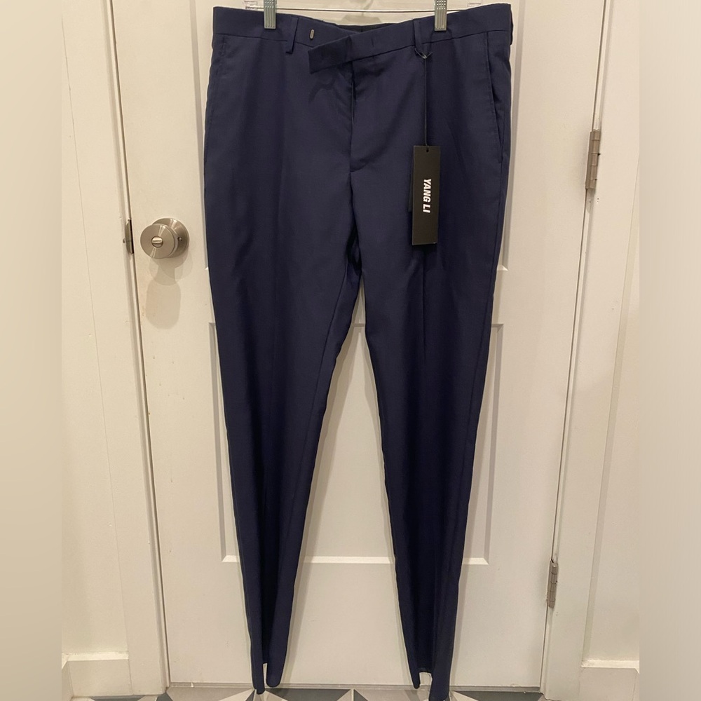 YANG LI Men’s slim fit navy blue  dresss pants, NWT, waistt 36, length 34
